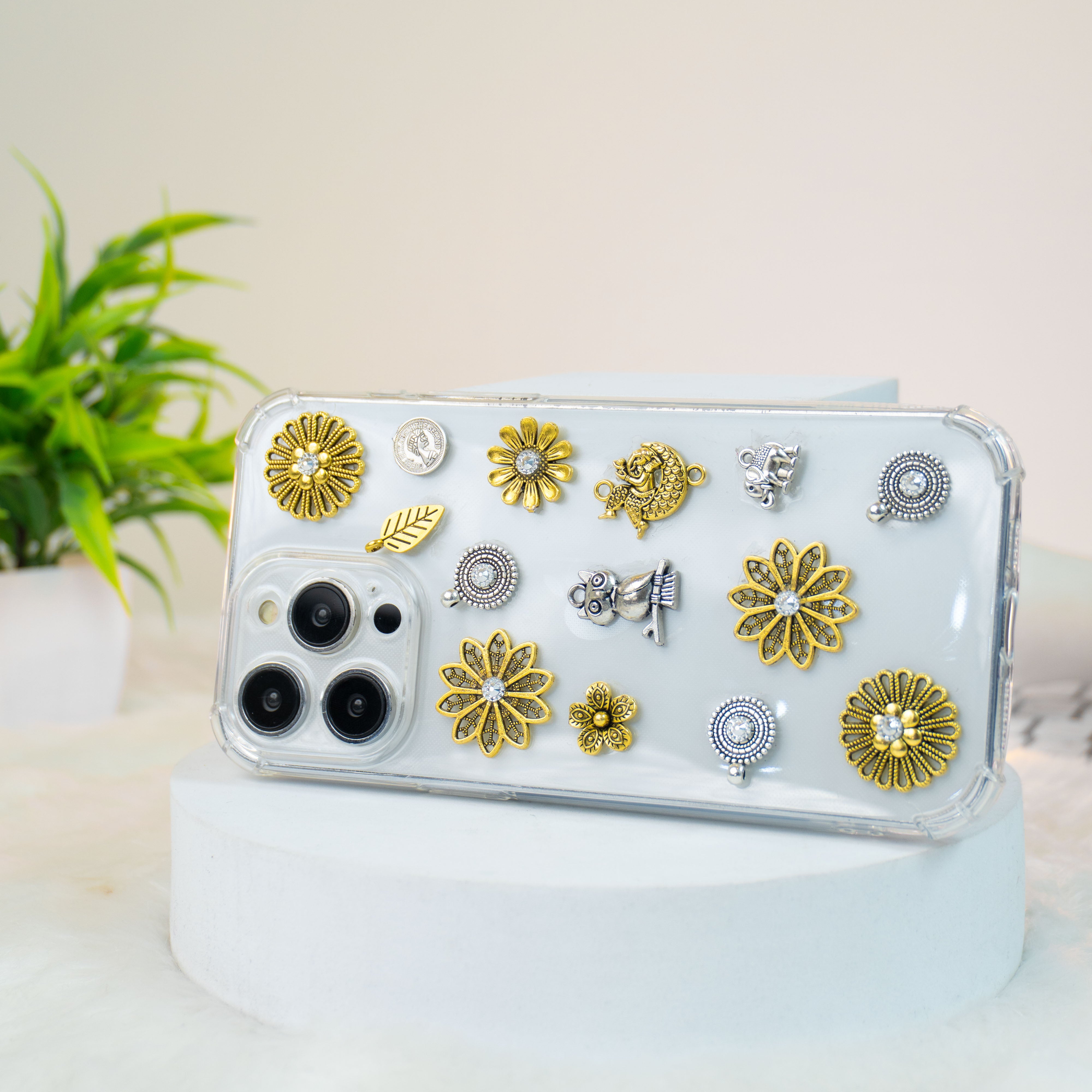 Owl-Elephant Oxidized Silicon Phone Cases For iPhone 16