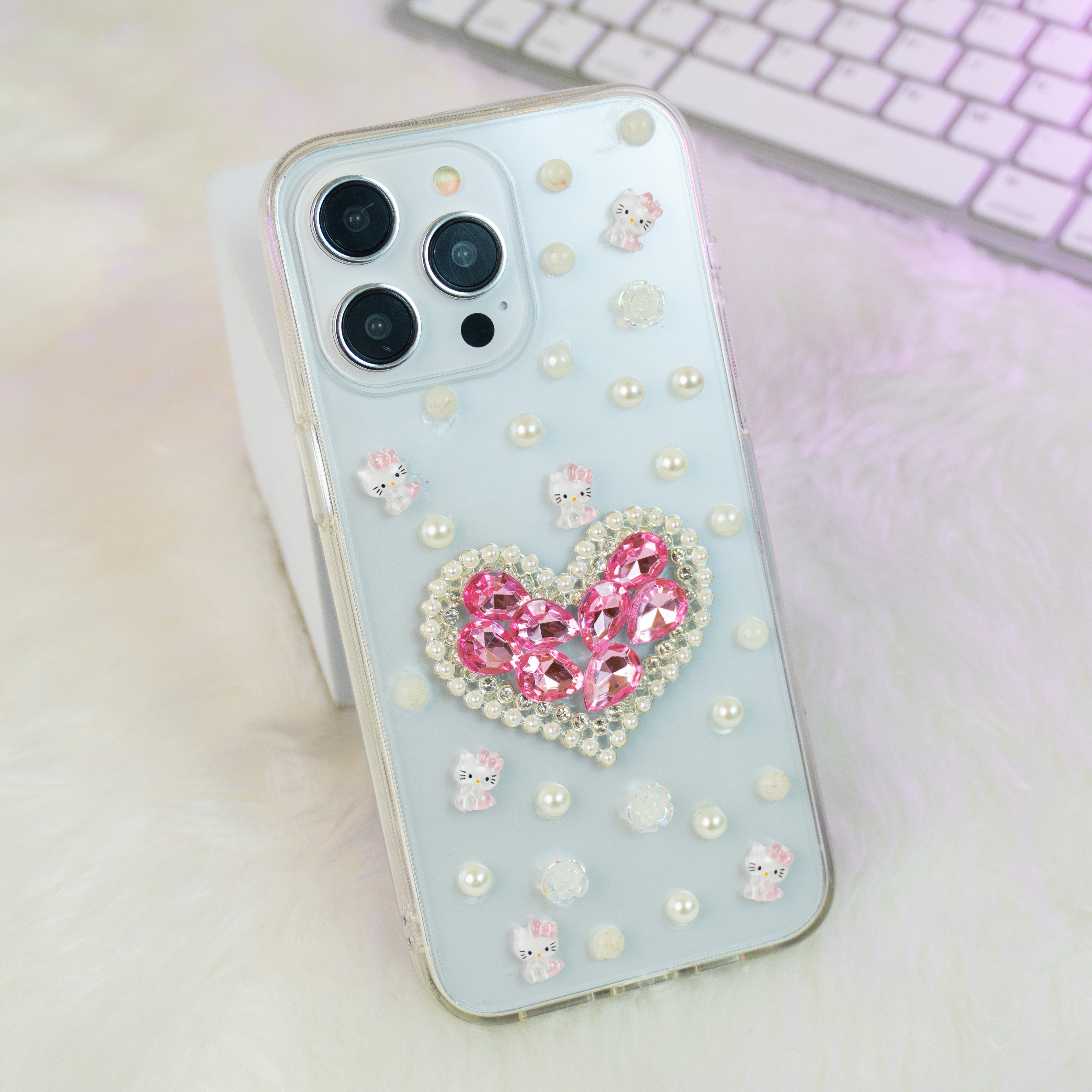 White Peals With Pink Diamond Heart Silicon Phone Cases For iPhone 13 Mini