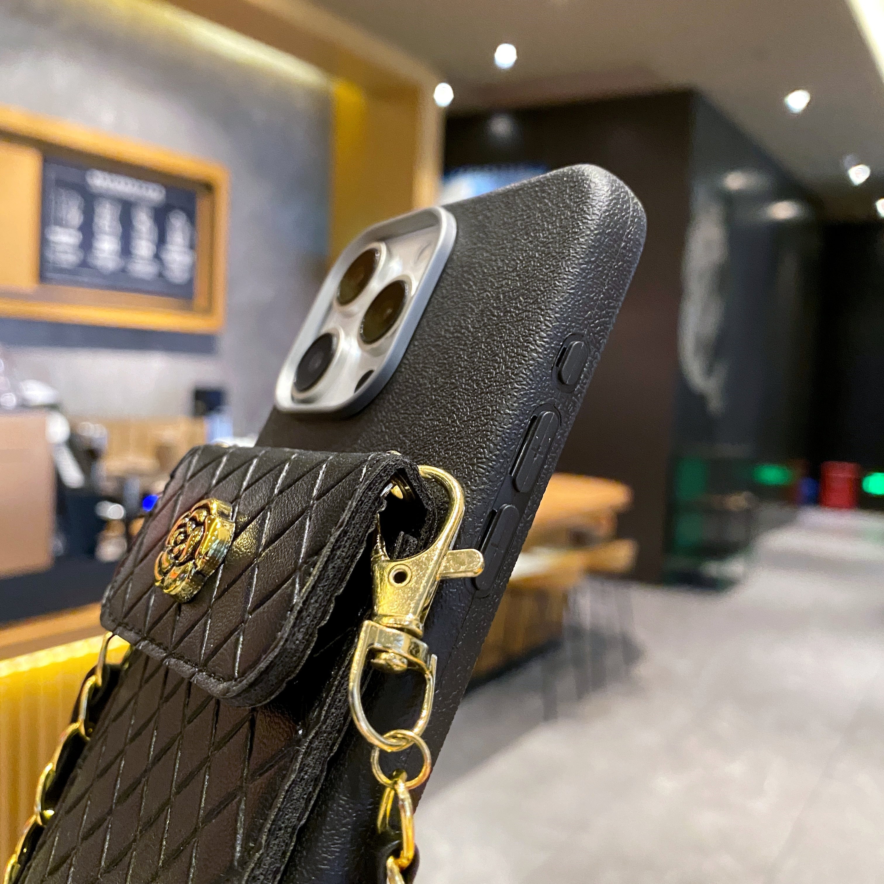 Black Texture Wallet With Golden Chain Silicon Phone Cases For iPhone 15 Plus