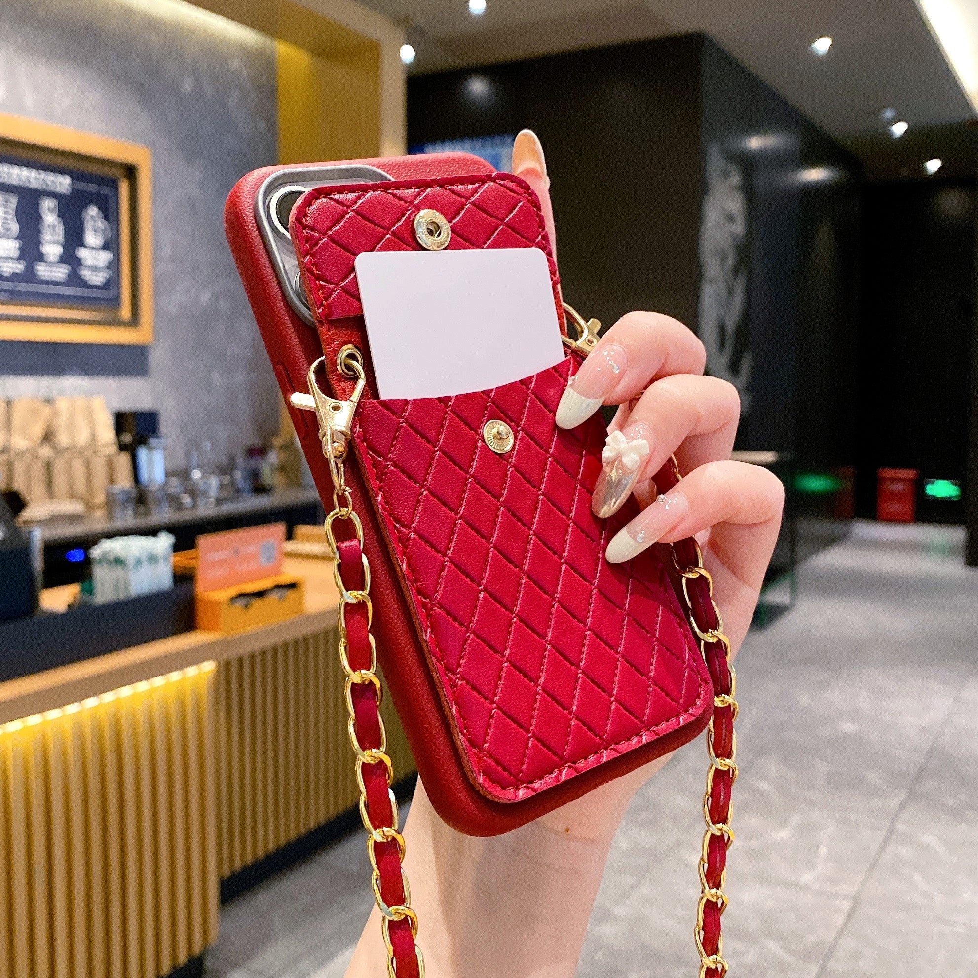 Red Texture Wallet With Golden Chain Silicon Phone Cases For iPhone 15 Plus