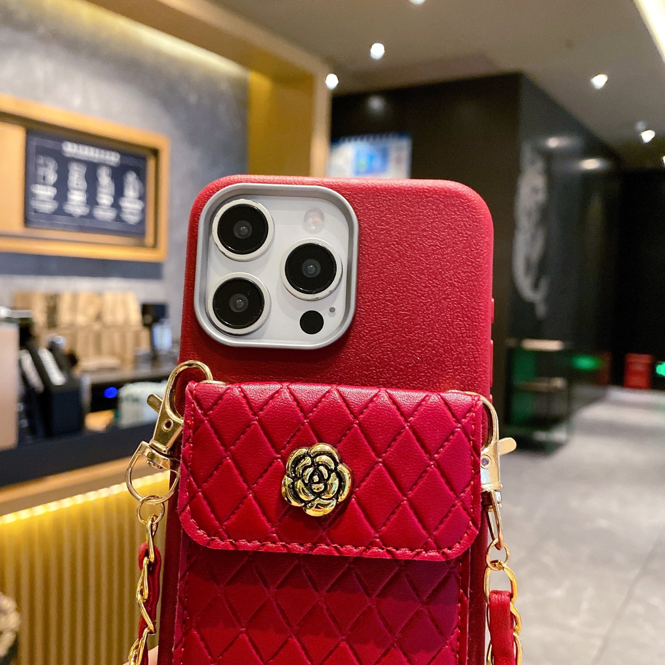 Red Texture Wallet With Golden Chain Silicon Phone Cases For iPhone 14